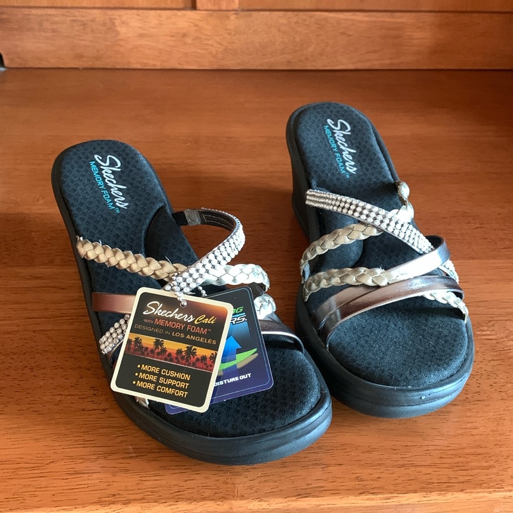 Skechers Cali Memory Foam Sandals
